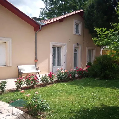 Toutapie Bergerac Exterior photo